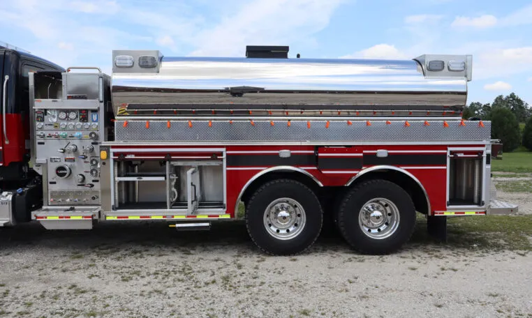 3000 GALLON TANKER #2594 thumbnail