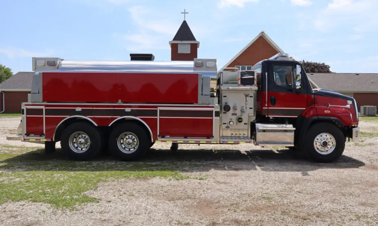 3000 GALLON TANKER #2594 thumbnail